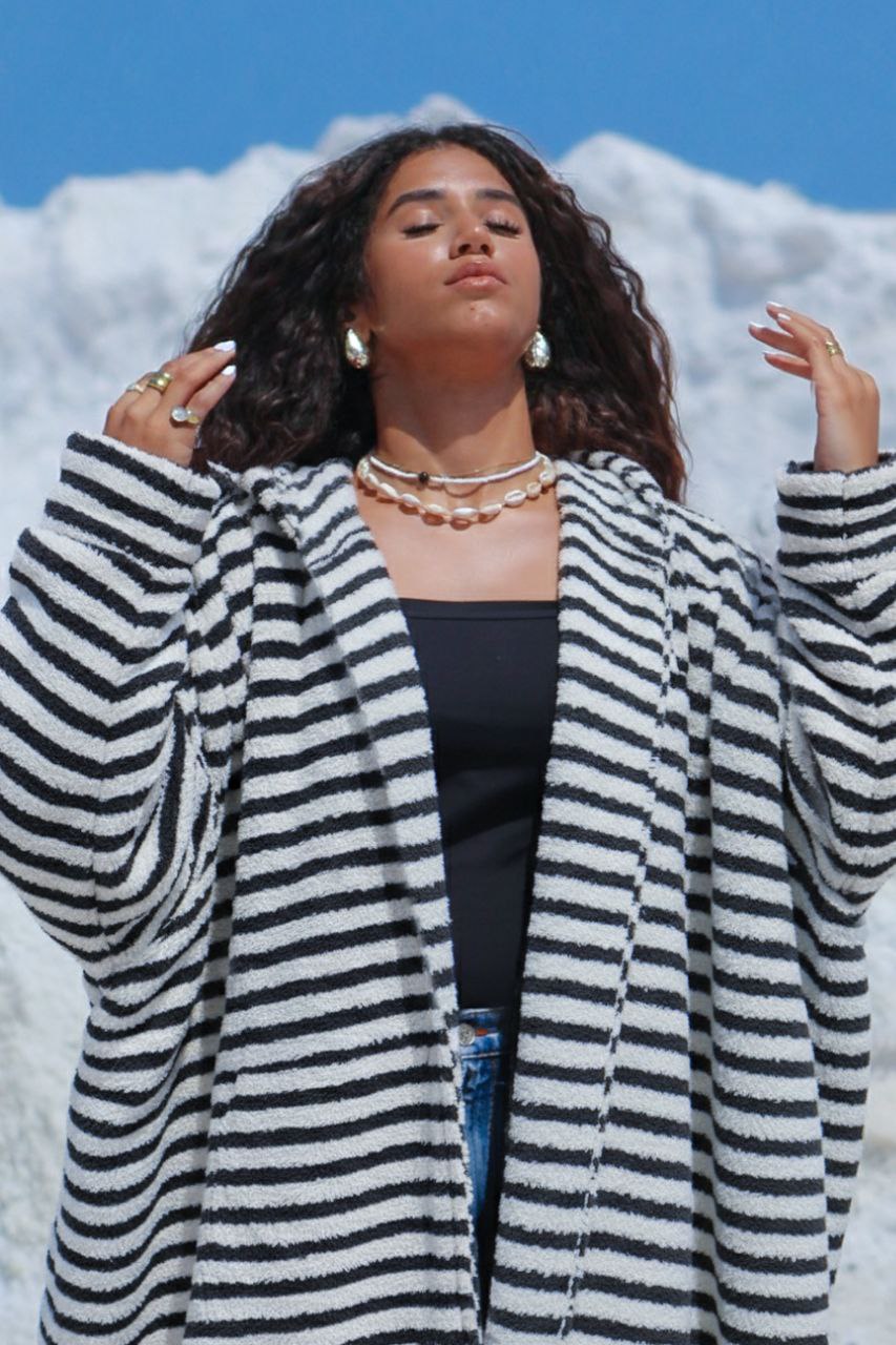 Snow Wave Wearable Blanket