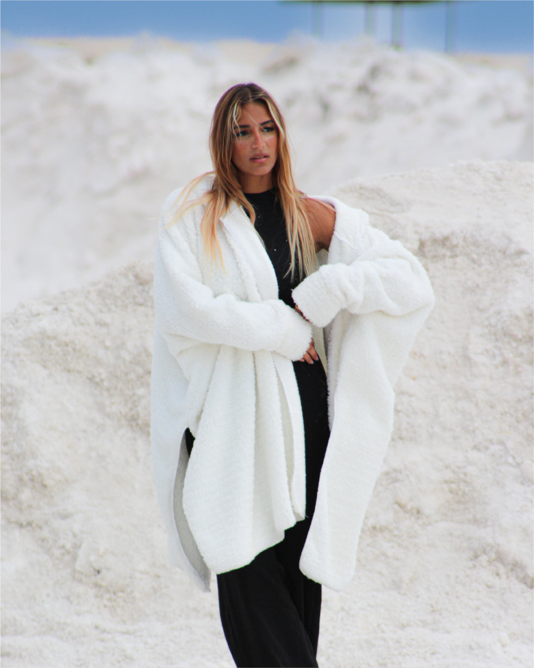 White wearable blanket